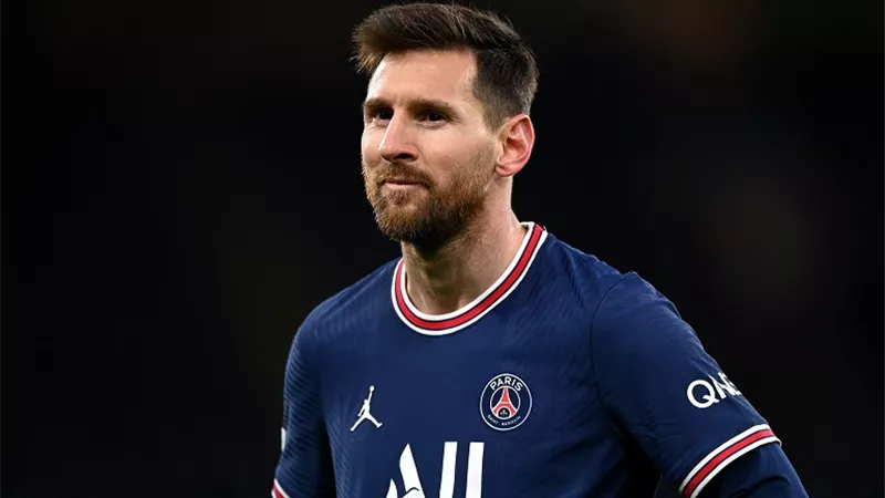 برشلونة يوجه طلبا بمهلة أخيرة لميسي قبل انتقاله للهلال