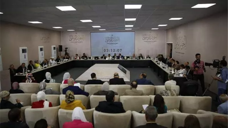 حاتم يقترح إلغاء جميع المجالس العليا للتعليم وضمها