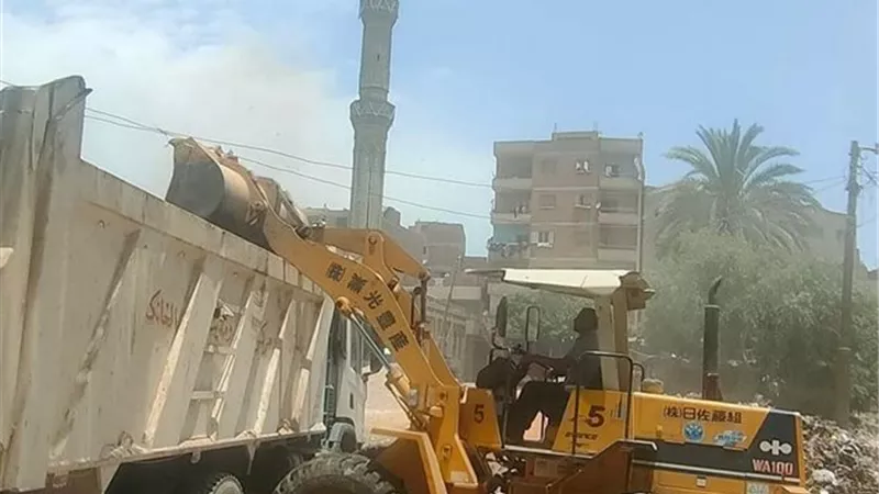 حملة نظافة موسعة بأحياء أبوزعبل