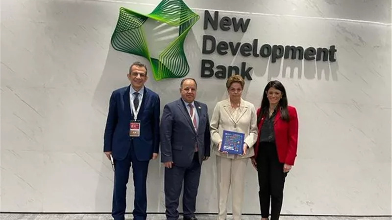 وزير المالية: توسيع التعاون الإنمائي في الطاقة والتحول الأخضر