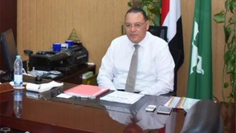 احالة جميع العاملين بالادارة التموينية بمنشأة ابوعمر للتحقيق