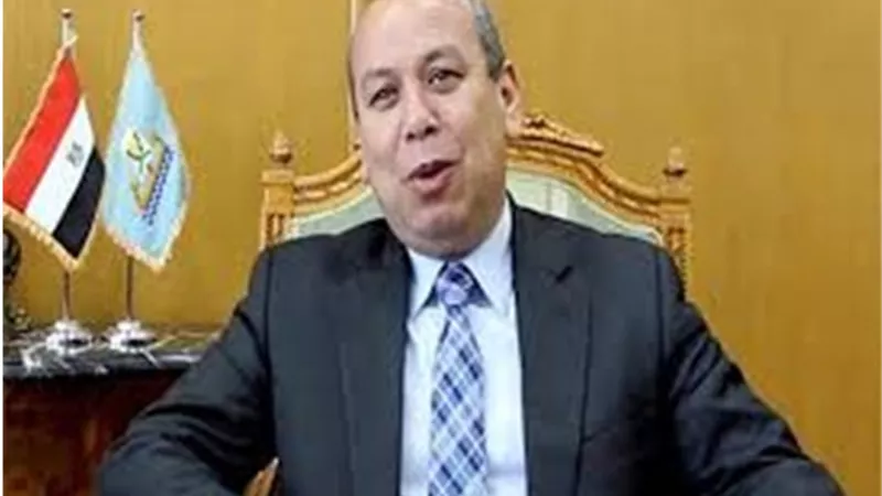 طه يناقش موقف التعديات الزراعية بكفر الشيخ