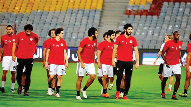 نادر السيد يقترح خروج 6 لاعبين من معسكر المنتخب