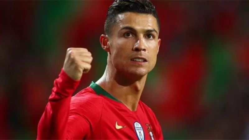 رونالدو يفوز بجائزه افضل هدف في دوري الأمم الأوروبية