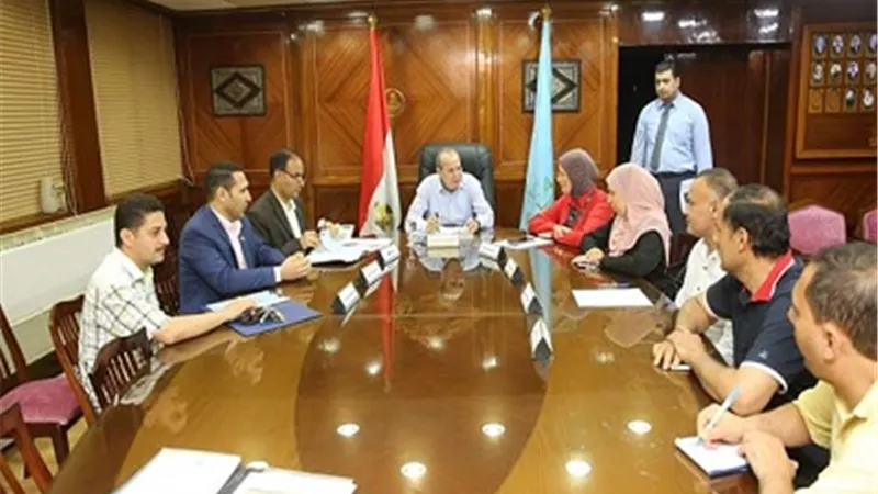 محافظ كفرالشيخ يلتقى بخريجى جامعة اسلاسكا