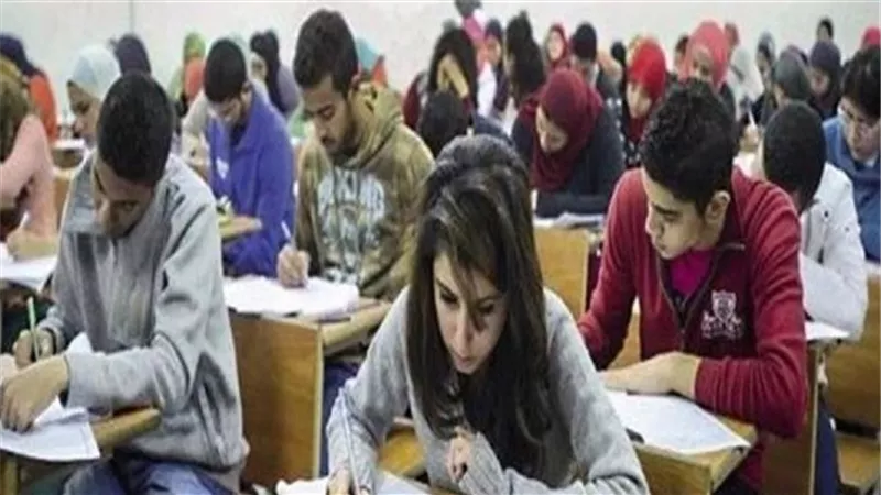 مفاجأة .. ولا طالب بالثانوية حاصل على الدرجة النهائية في العينة العشوائية للغة العربية