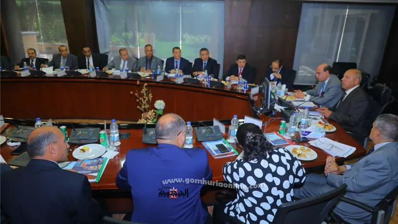 الفريق مهندس كامل الوزير يتابع اخر المستجدات الخاصة بإنشاء محطة متعددة الاغراض على رصيف 55 بميناء الاسكندرية