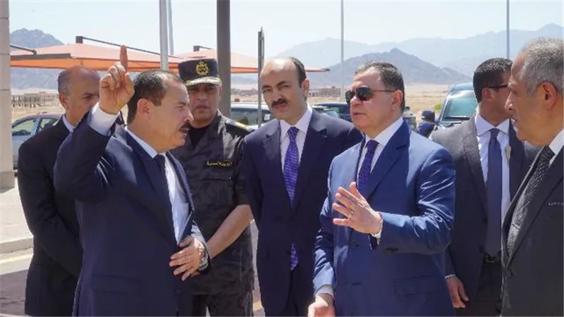 وزير الداخلية يوجه باتخاذ اقصى درجات الحيطة والحذر استعدادا للمنتدى الافريقية لمكافحة الفساد.. صور