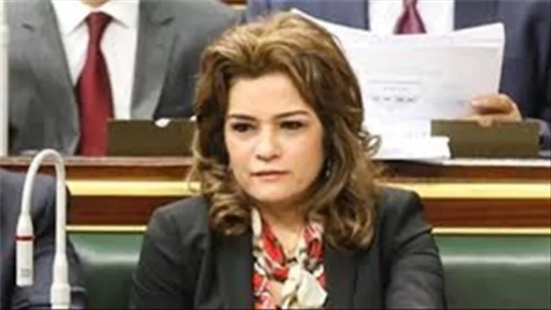 سحر طلعت تدعو المهتمين بالحضارة المصرية حول العالم لدعم استعادة رأس 