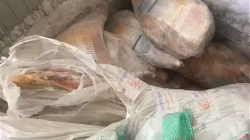 لحم “خنزير” بدائرة العرب ببورسعيد