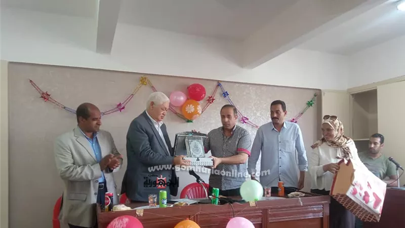 بالصور.. رئاسة مركز أسيوط تحتفل بخروج وترقية عدد من القيادات