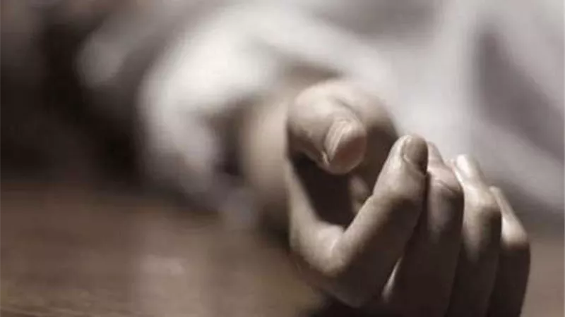 عامل ابو تشت انتحر حزنا على وفاة صديقه
