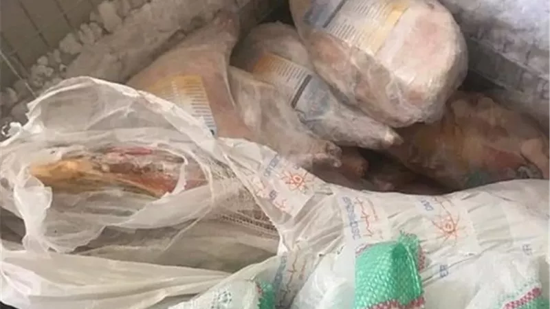 ضبط ربع طن لحم خنزير وضانى منتهية الصلاحية ببورسعيد