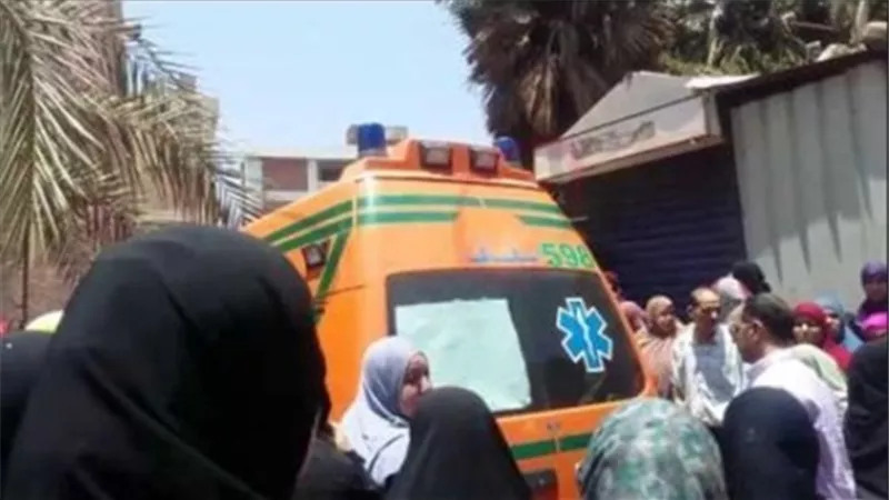 اغماء ٥ طالبات بسبب الانجليزيه فى لجان بنى سويف