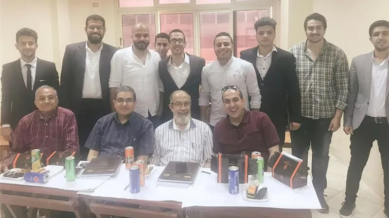 هندسة المنصورة تناقش مشروعات التخرج لطلاب البكالوريوس