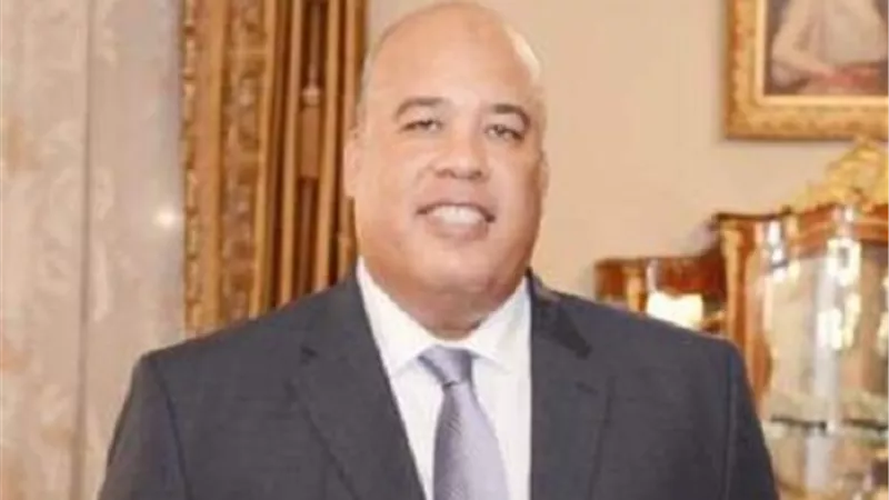 العشري: القطاع التجاري يحتاج لمزيد من الخدمات والشمول المالي أولى الخطوات