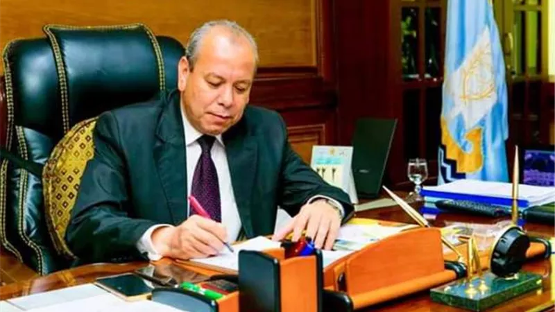 قراراً بتكليف زيدان للقيام بأعمال مدير مستشفى حميات كفر الشيخ