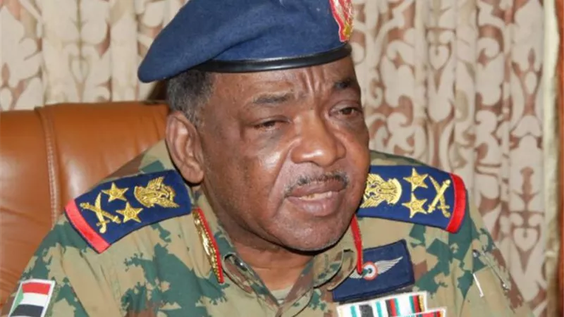 المجلس العسكرى بالسودان يعلن اعتقال ألف عنصر نظامي شاركوا بفض اعتصام القيادة
