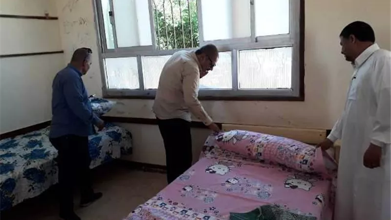 مدير تعليم مطروح يتفقد استراحات منتدبي الثانوية العامة