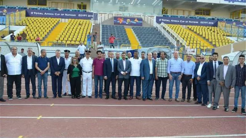وفد البرلمان يتفقد استاد الإسماعيلية بعد أعمال التطوير استعدادا لبطولة أمم أفريقيا.. صور