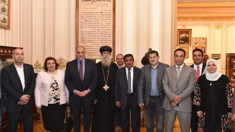 بالصور رئيس ائتلاف دعم مصر يستقبل انبا نقادة وقوص بالبرلمان