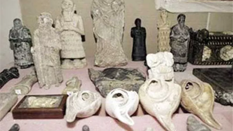 العثور على قطع أثرية فيها آثار مخدرات