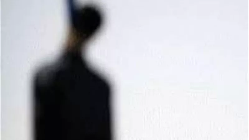 الخلافات الأسرية تدفع شابا الى الانتحار بالقوصية