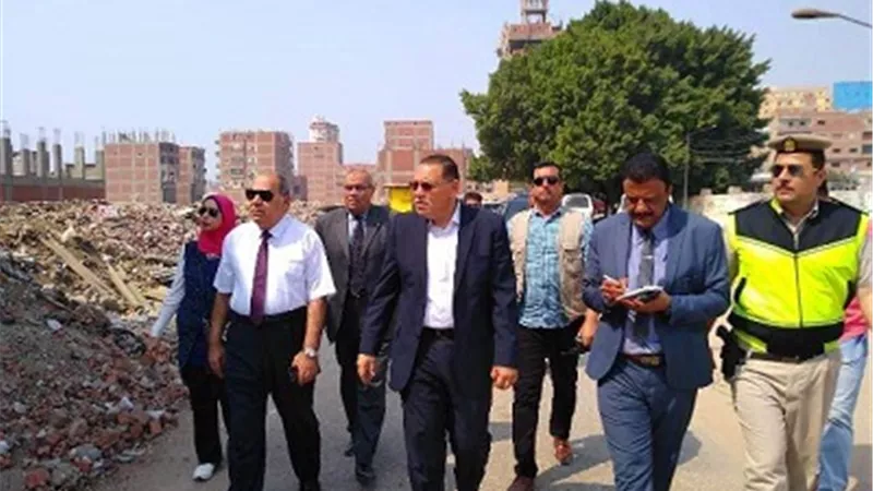 غراب يتفقد أعمال إنشاء موقف أبوحاكم الجديد بالزقازيق