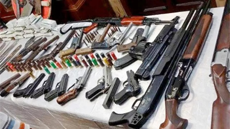 ضبط 26قطعة سلاح و حشيش وتنفيذ 