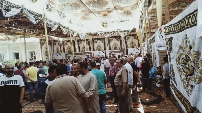 بالصور إقبال كبير بإنتخابات الغرفة التجارية بدمياط