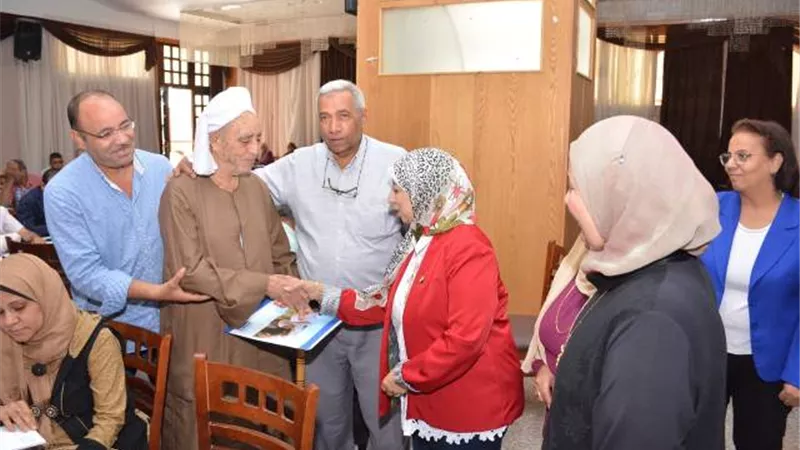 تمكين الجمعيات الاهليه لمكافحة ختان الاناث بقري اسيوط