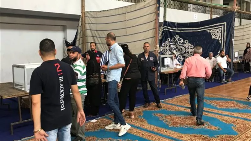 إنتشار أمنى تزامناً مع بدء إنتخابات الغرفة التجارية ببورسعيد.. صور