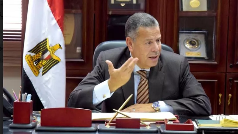 محافظ بني سويف يتابع استعدادات مراكز الشباب لعرض مباريات بطولة الأمم الأفريقية