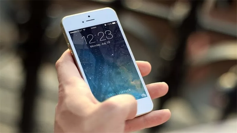 ميزة جديدة في في أنظمة iOS تطيل عمر البطارية 