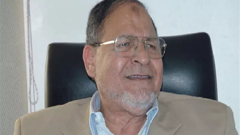لجنة الشيخ طه تبحث تشكيل الاجهزة الفنية بالاهلي