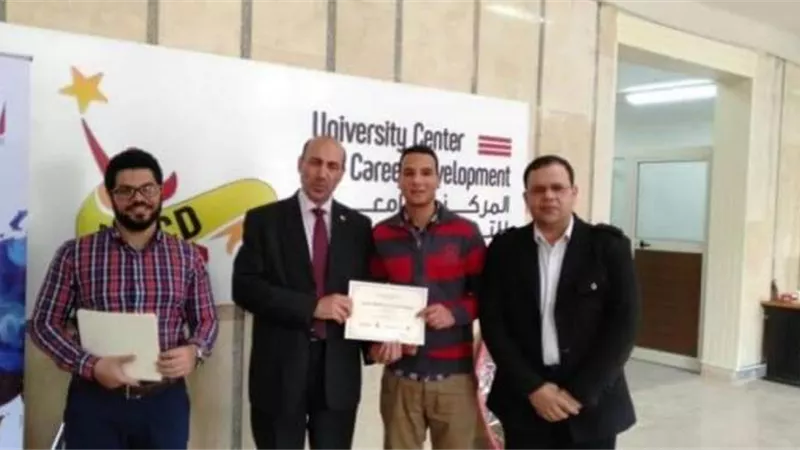 وفد من الجامعة الأمريكية يزور جامعة الزقازيق.. غداً
