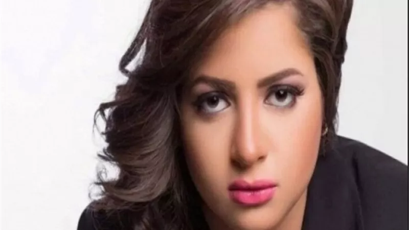 أول تعليق من منى فاروق بعد إخلاء سبيلها وعودتها لمنزلها