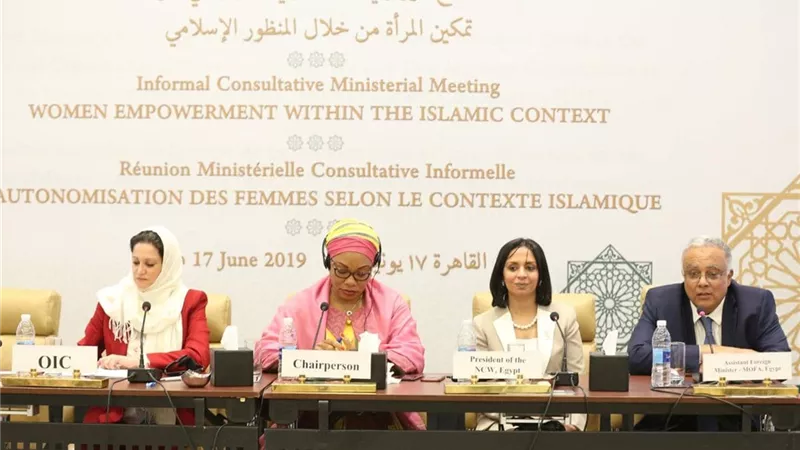 وزيرة المرأة والتضامن الوطنى والأسرة ببوركينافاسو تشكر الرئيس السيسى لايمانه بدور المرأة