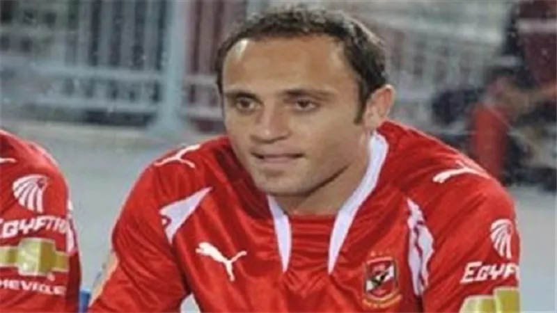 الأهلى يحتفل بعيد ميلاد أسامة حسنى الـ 37