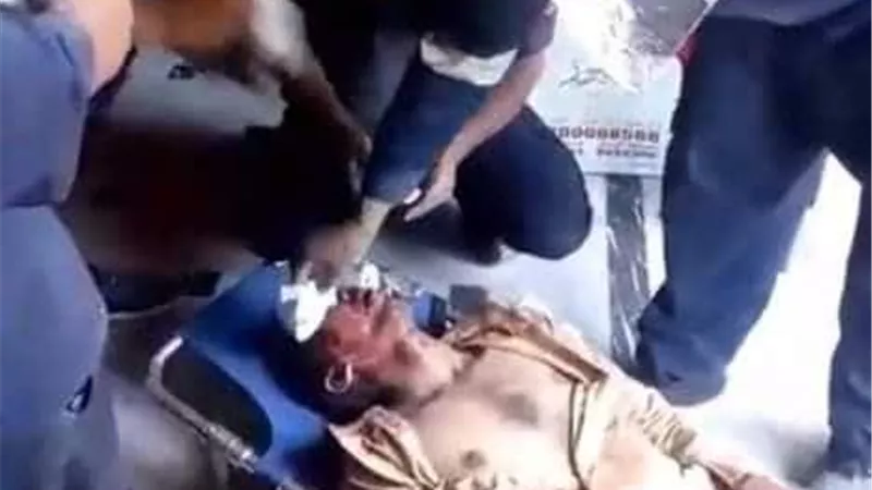 التحقيق فى حادث انهيار سقف مطعم بالعطارين واصابة احد العمال