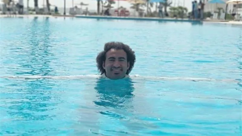 على ربيع يداعب جمهوره بصوره جديدة فى انستجرام