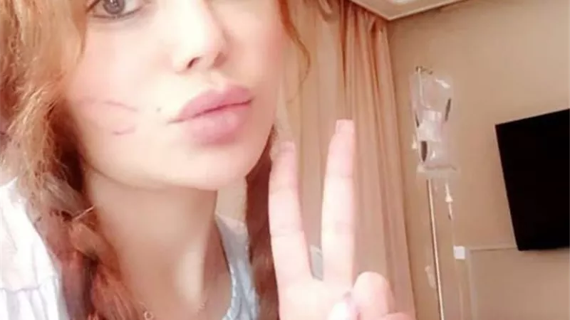 هيفاء وهبى تطمئن جمهورها على حالتها الصحية