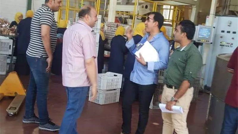 نشاط مكثف من السلامة والصحة المهنية بالشرقية علي مصانع العاشر