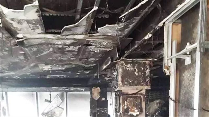 إخماد حريق بأحد المطاعم بشارع التحرير بالدقى