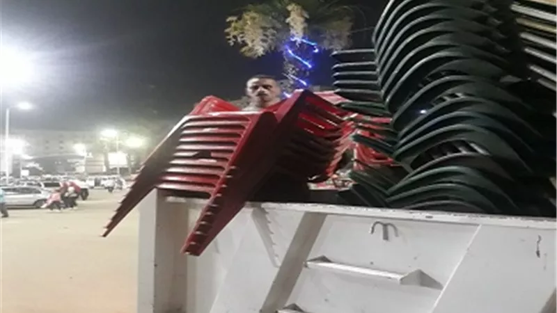 حملات مستمرة على المقاهى والكافتيريات بالعمرانيه.. صور