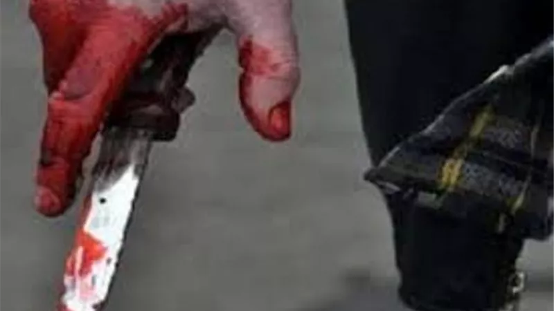 لم يسمح له والده بقيادة دراجته النارية. . فذبحه