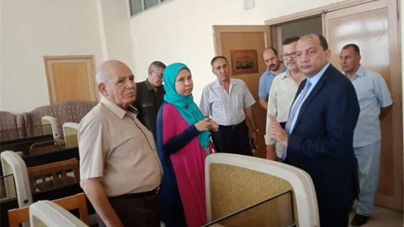 جوله لرئيس جامعة بني سويف بالمجمع الثاني
