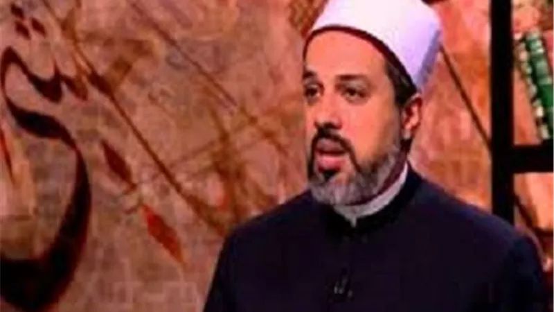 ما الفرق بين صلاة الفجر والصبح؟..أمين الفتوى يجيب