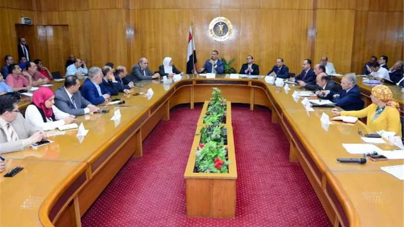 وزارتى التجارة والمالية تعقدان اجتماعا موسعا لتفعيل الية تسوية مستحقات الشركات المصدرة
