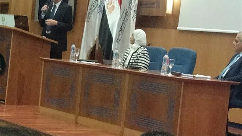 رئيس ميناء الاسكندرية المشروع اضافه كبيره للميناء وتكلفته 550 مليون دولار